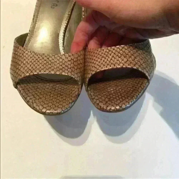 Unisa Heels 7.5 Eloquent-2 Leather Snake Print - Picture 7 of 8